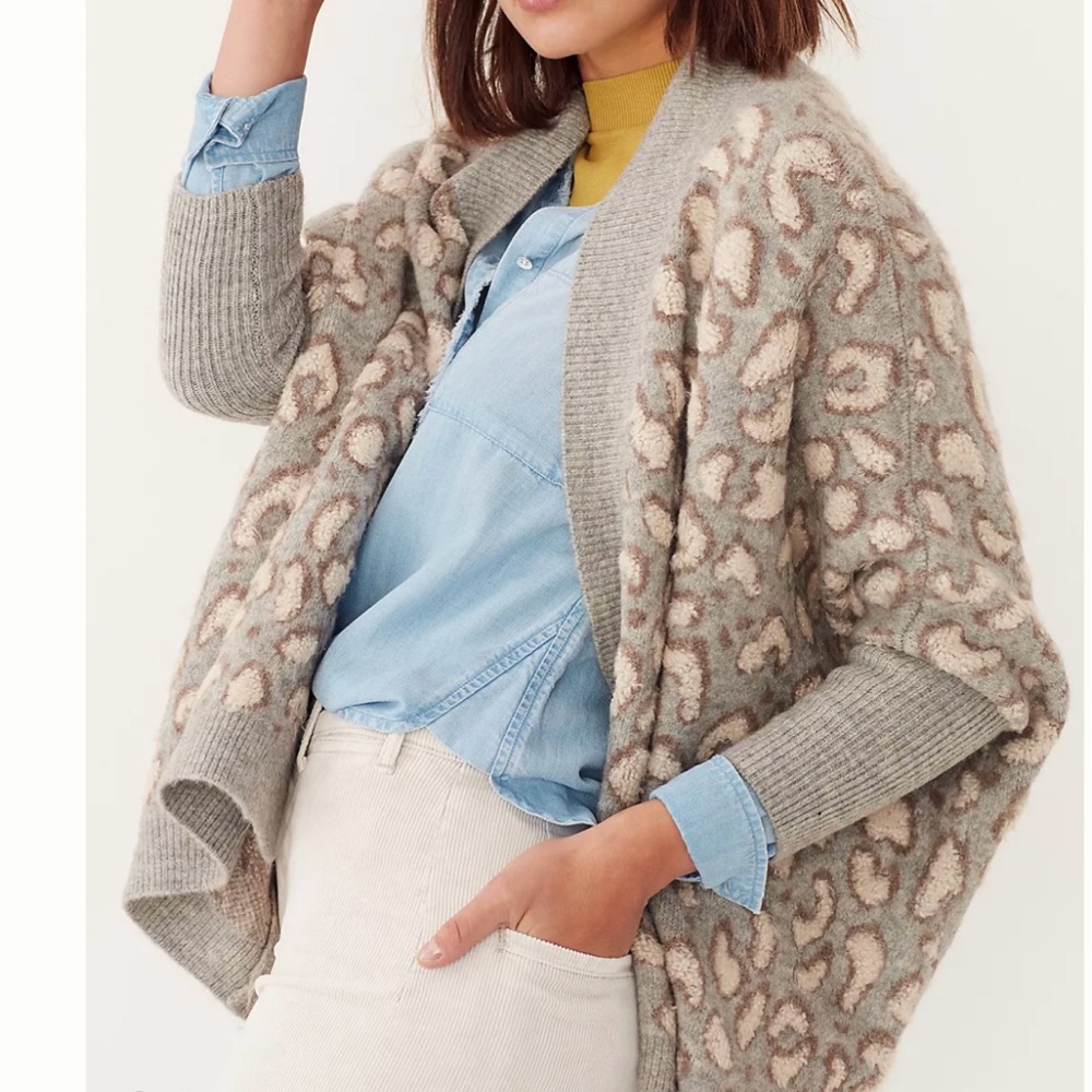 Anthropologie Beige and Cream Knit Cardigan